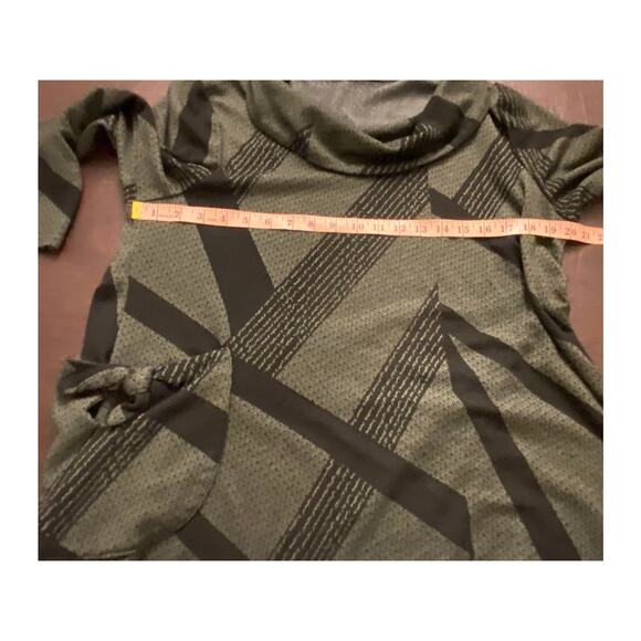 Yushi Lagenlook Asymmetrical Tunic Top Green Black Cowl Neck Pocket Medium Large - Picture 8 of 9
